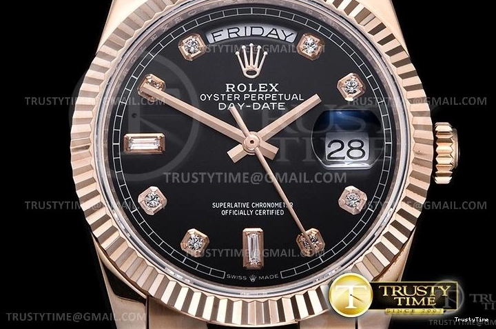 1113 RDD0219H – DayDate 36mm ComfortFit 694